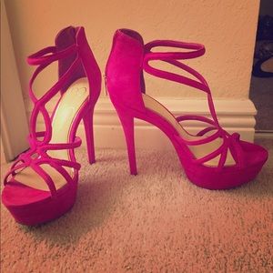 Jessica Simpson heels never worn